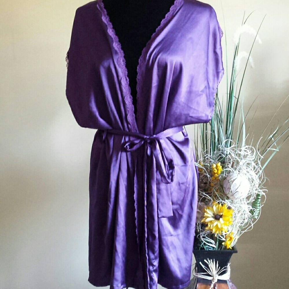 VICTORIA SECRETS COVER UP/ROBE SZ L